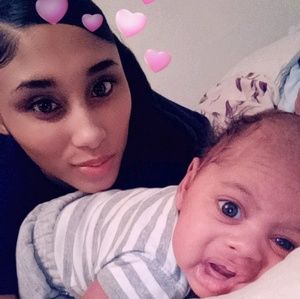 Meet your Posher, Breasia